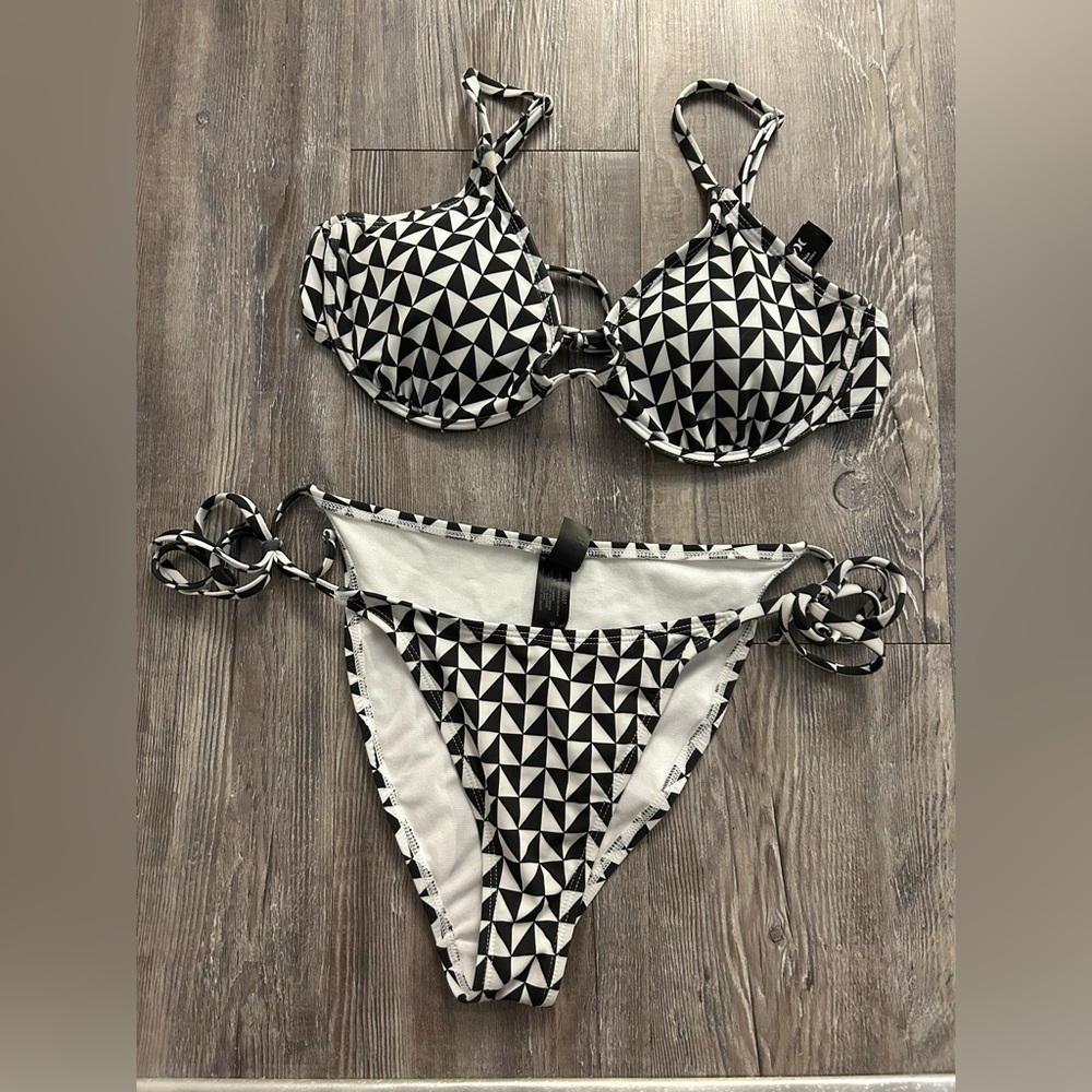 Black and White Geometric Bikini Set